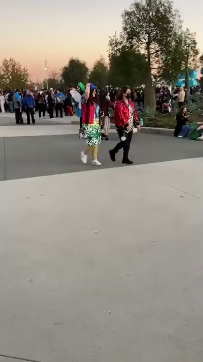 This army dressed up like Run BTS JK from ep 105/106 during LA concert