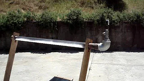 parabolic mirror making steam from solar energy