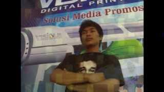 IWAN FALS - HAMPA.mp4