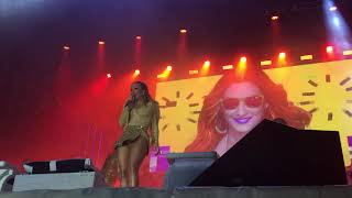 Claudia Leitte Beijar na Boca (Eletriza São Paulo)