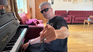 How To Play The Introduction To Boogie Woogie Stomp