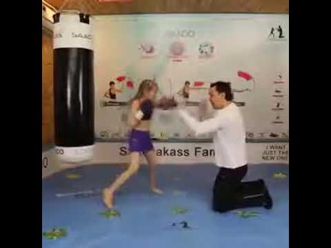 Эвника садвакасова бой