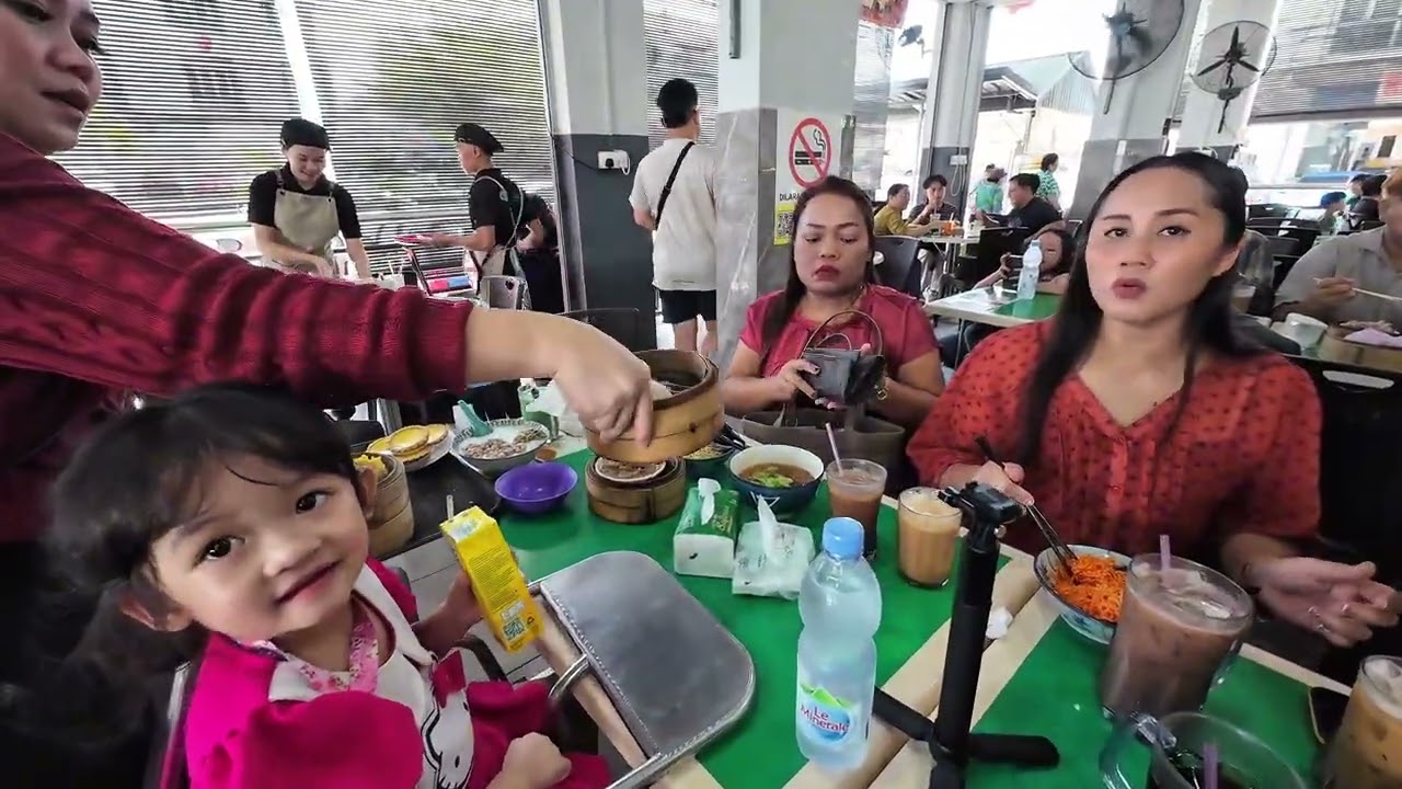 TIGA FAMILY PERGI SARAPAN BERSAMA OPEN TABLE SAYA BELANJA // 