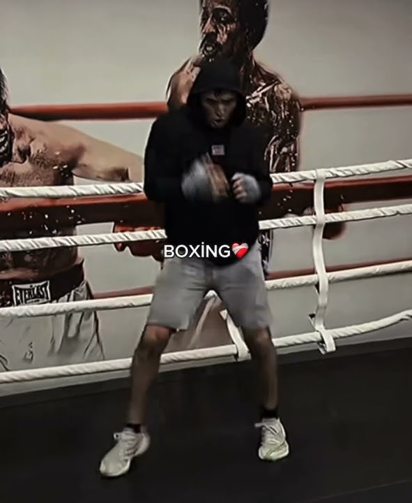 Boxing? ❌ Dance? ✅ #boxing #footwork