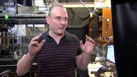 Quantum Computer Blueprint presented by Prof. Hensinger