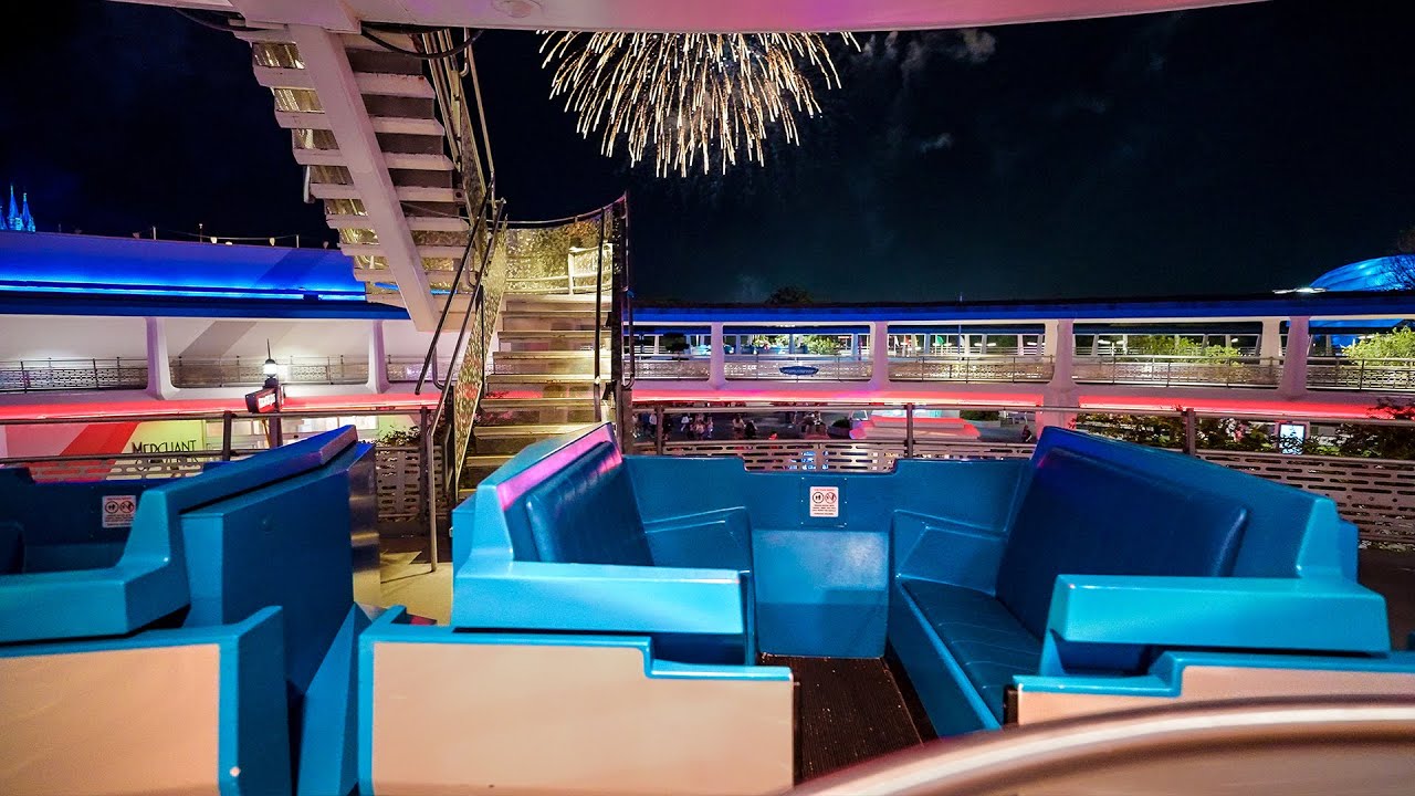 Magic Kingdom TTA PeopleMover с фейерверками 2025 — аттракцион Tomorrowland Walt Disney World [4K...