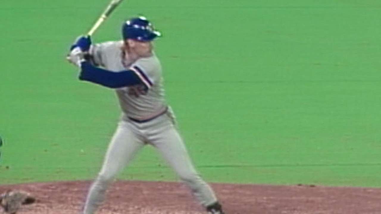 Rob Deer's homer is first one indoors at SkyDome YouTube