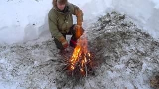 Bushcraft - Essential Winter Fire Lighting Techniques