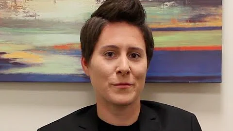 Tips from professional poker player Vanessa Selbst...