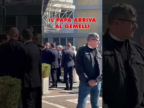 Video Il Papa arriva al Gemelli - RTL 102.5