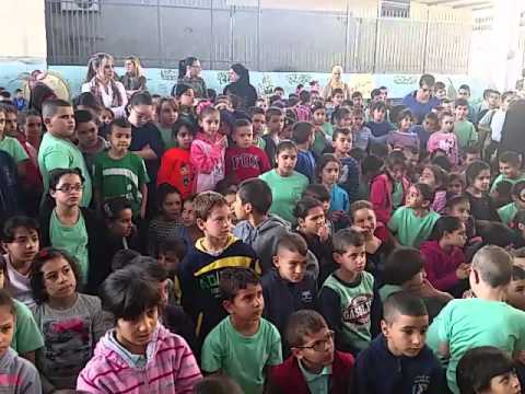 مدرسة السلام مجد الكروم فعاليات الزيت والزيتون 1 23 11 2015 تصوير موقع مجدنا