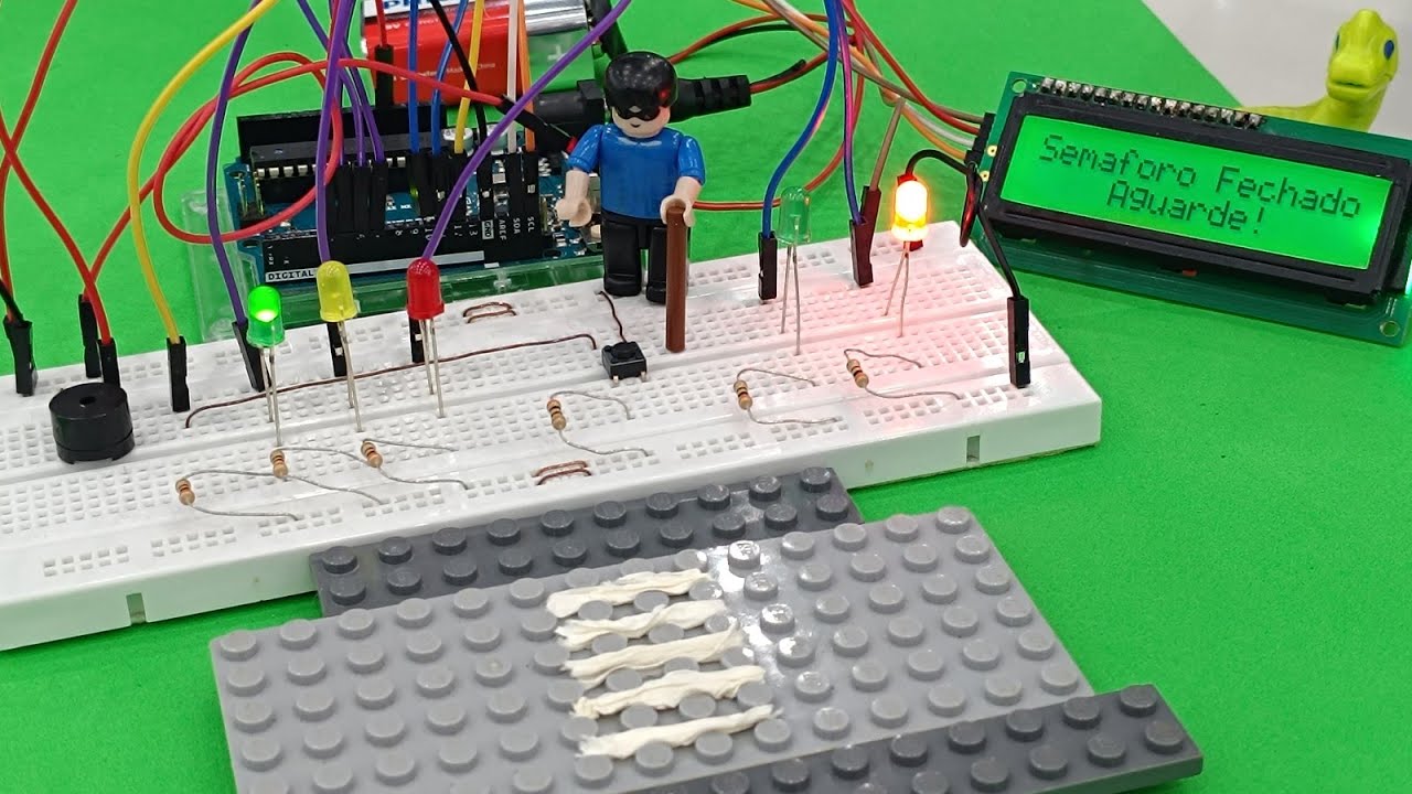 SEMÁFORO INTERATIVO e INCLUSIVO com ARDUINO! 🚦