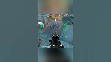 Omen Bug #valorant #valorantclutchmoments #valorantclips #omen #bug #hacker #hack #shorts #pearl