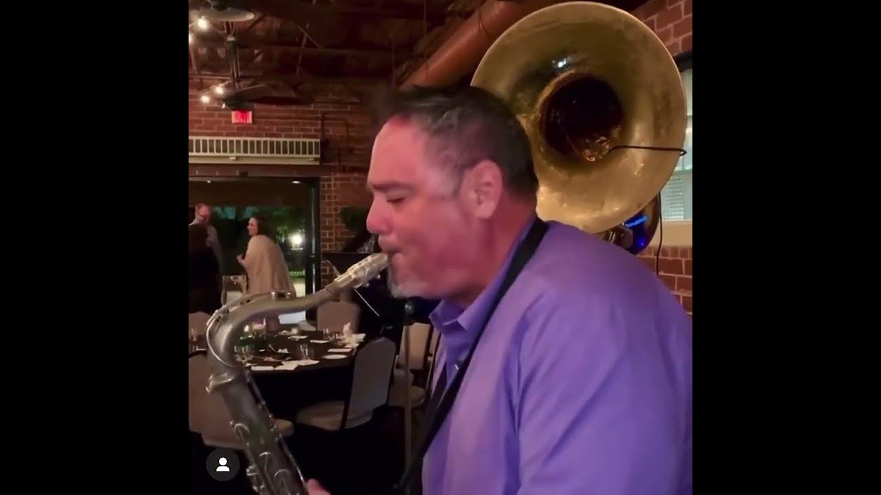 who sings mardi gras mambo