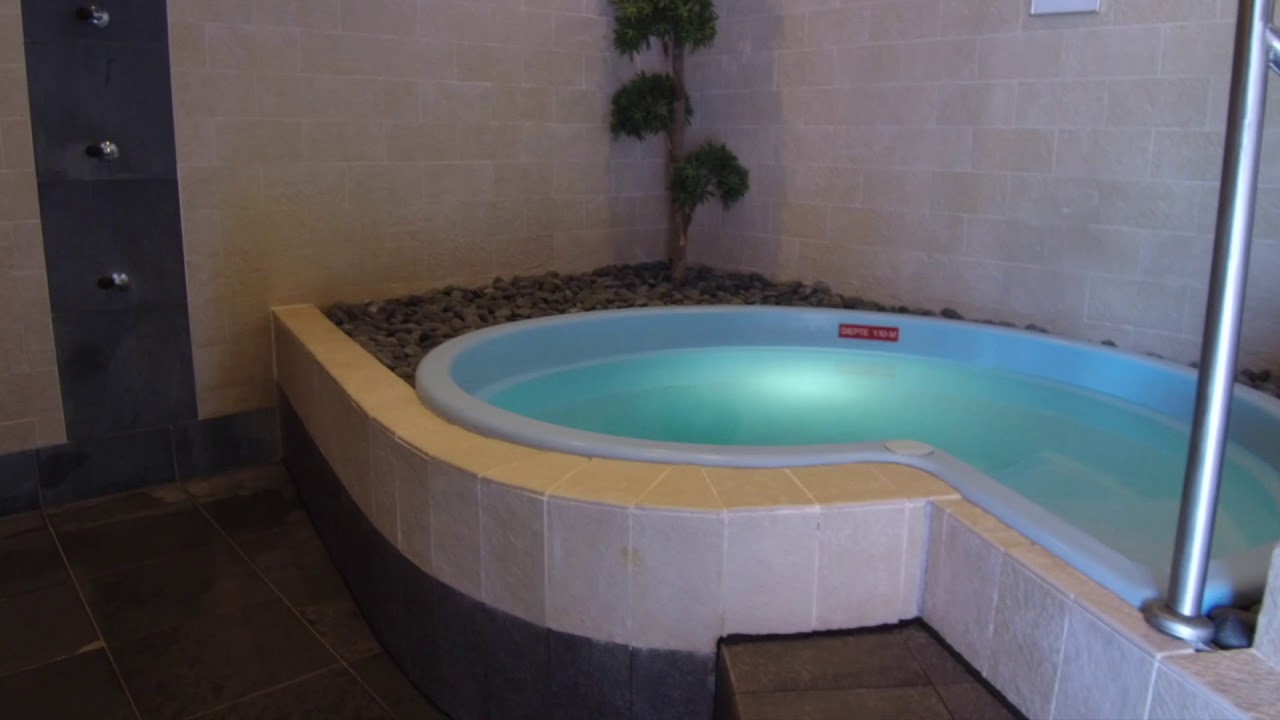 Dompelbad en douches bij SpaPuur