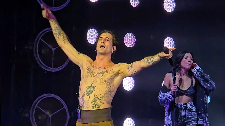 Damiano David - Locked Out Of Heaven (Bruno Mars Cover) "World Tour 2025" Live in Roma 11.10.2025