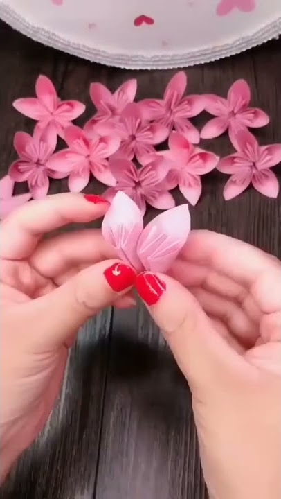 Cara membuat bunga Sakura dari kertas Origami