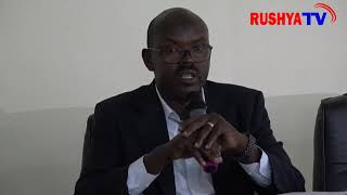 Celebrity Sankara Wavugaga Ko Ari Kuvuguta Umuti Usharira , Yeretswe Abanyamakuru I Kigali Yambaye Ipingu Net Worth