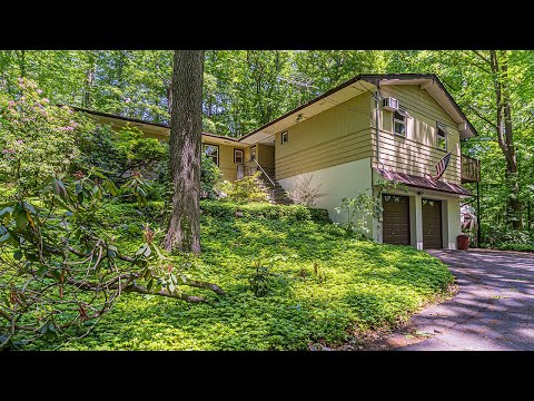 17 Honeysuckle Ln, Kinnelon, NJ home video tour