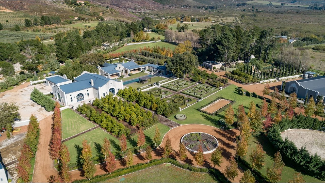 Equestrian Farm for sale in exclusive rural winelands setting