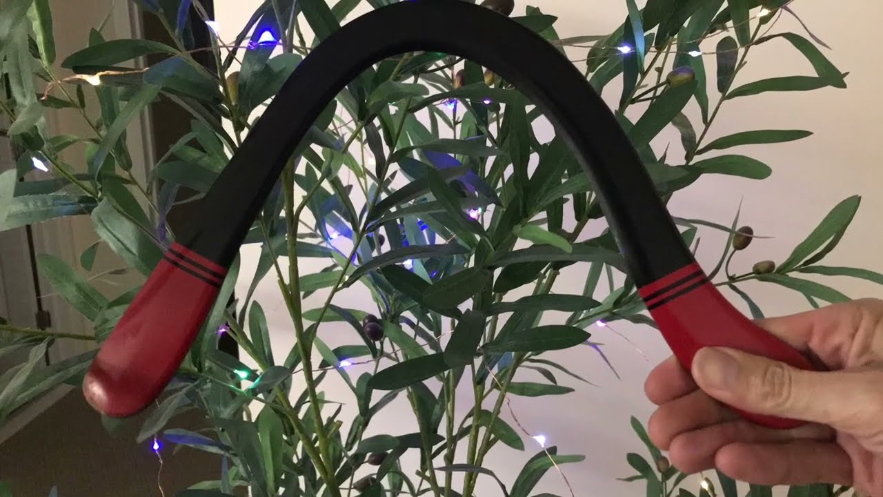 Herb Smith "Classic Hook" boomerang carved out of G11 by James Hoy (Boomerangs UK) - Session 2