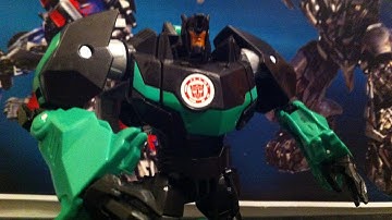 Video Review of the Transformers Robots in Disguise 2015 Warrior Class Grimlock