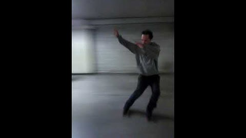 Parallel Slide on inline skates #slides #inlineskating #freestyle