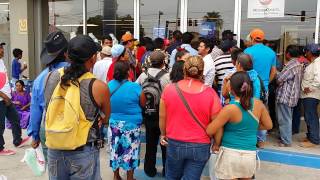 En Poblado Miguel Alemán grandes filas para @Coppel #EleccionesSonora2015