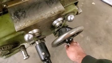 Kearney & Trecker Milwaukee 2HL Horizontal Mill w/ Rusnok R-8 Head