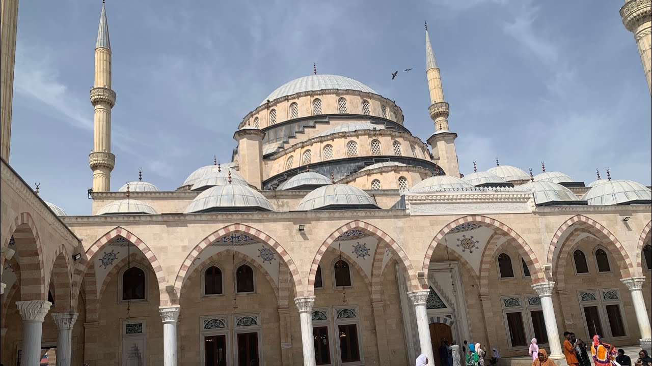 SHOCKING! 2nd Largest Mosque in West Africa found in Ghana / Ghana National Mosque 