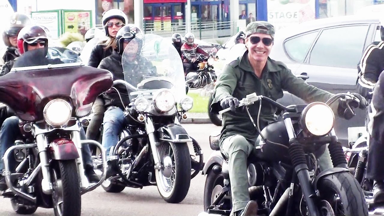 Jean-Luc Lahaye - Dédicaces à St-Denis-lès-Sens (Site Officiel JLL)