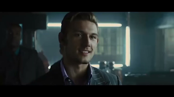 In this movie, people stop aging at 25. Time is money | #fullmovie #fullmoviefree Justin Timberlake