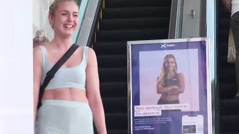 TOUCHING HANDS ON THE ESCALATOR! MAN EDITION