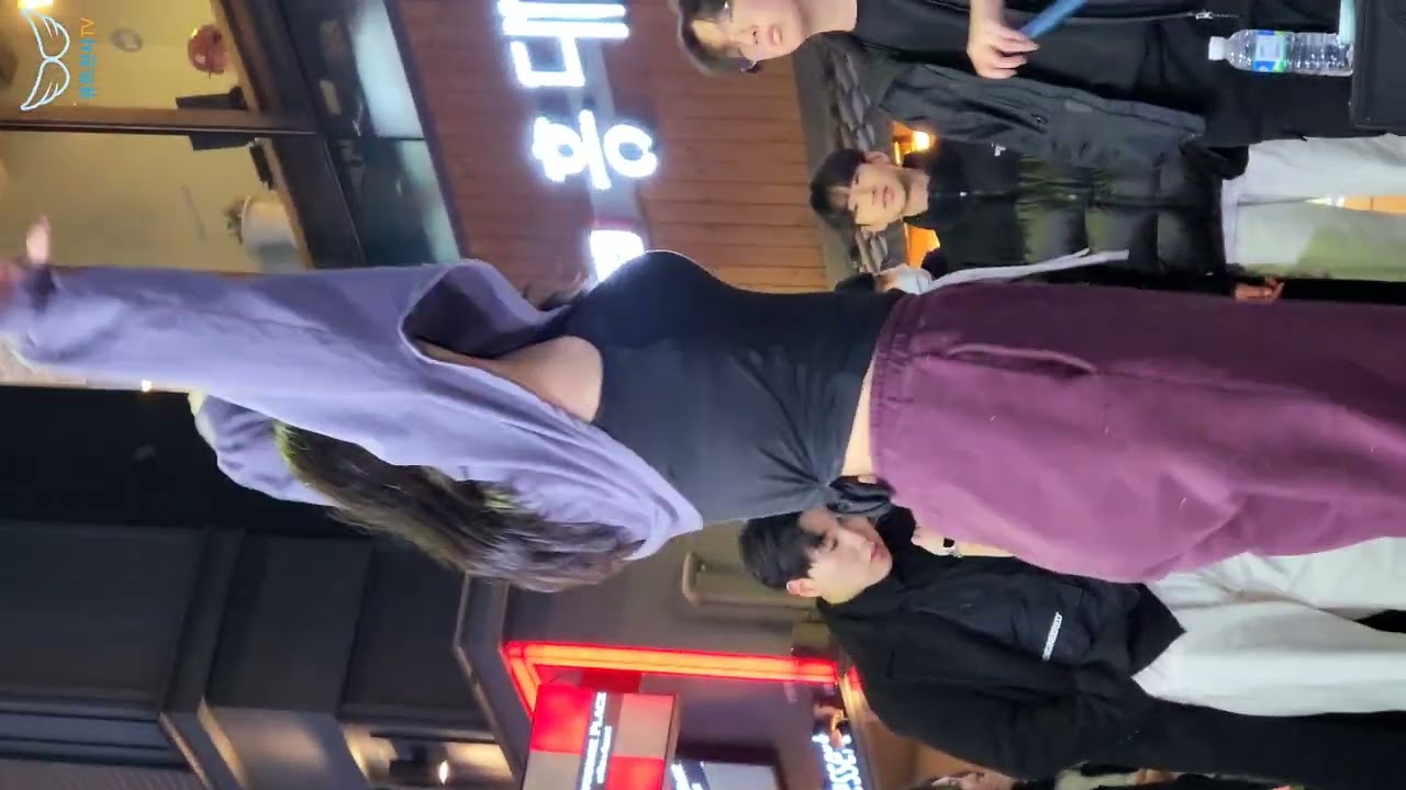 230211 홍대 버스킹 공연 댄스팀 다즐링 24