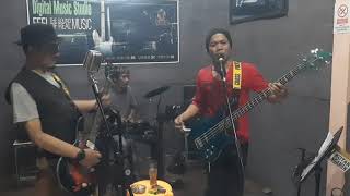 Download Lagu Cover Slank Nggak perawan lagi by FAU at Areniss Cafe MP3