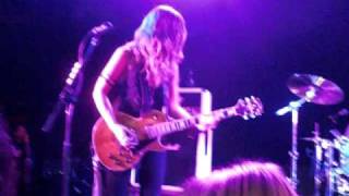 The Donnas - Smoke You Out (Live at the Troubadour)