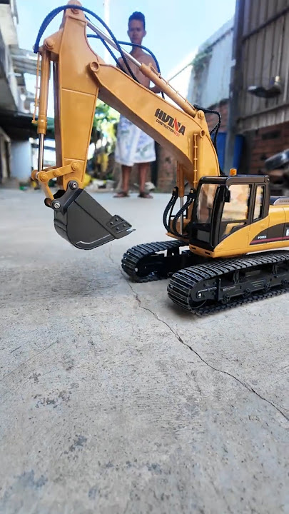 🚜 RC Huina Excavator Power & Ability Test! 🚧 #rctruck #automobile #rcexcitement
