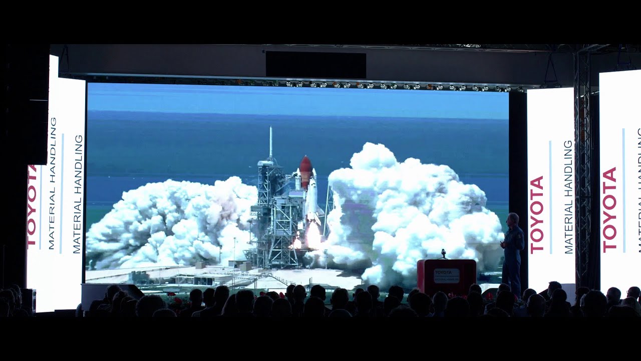 SALES MEETING 2021. Andiamo Oltre. Organizziamo la differenza