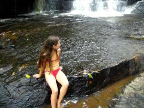 CACHOEIRA EM COTIA que quase ninguém conhece #cachoeira #cachoeiraesco