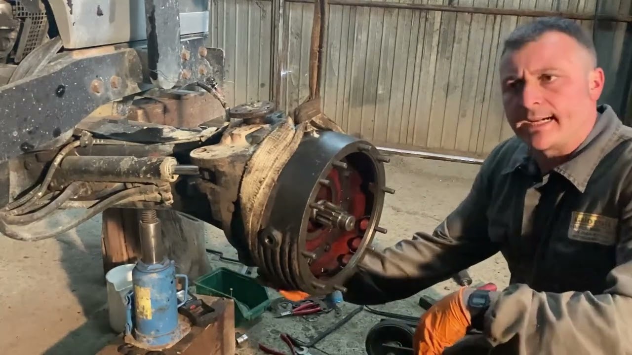 Riparazione perdita riduttore trattore Lamborghini/Same Seconda parte
