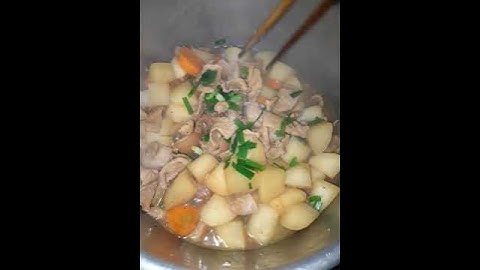 thịt kho củ cải, cà rốt