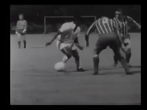 Pelé - Dribles, Gols e Lances do Rei do Futebol