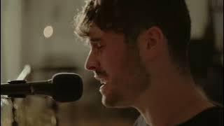 Ethan Hodges - Slipping Through My Fingers (Stripped) [Live Video]