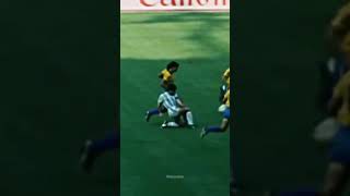 Maradona Prime ️ #maradona #diegomaradona #futebolZidane Lendário #footballskills #maradonaskills