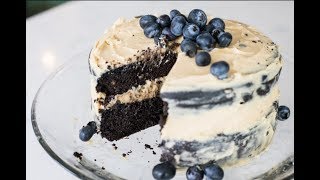 Keto dark chocolate cake & peanut butter icing guys - this is the best
i've ever had in my life. it tastes just like a regular full of wheat
cake!!...