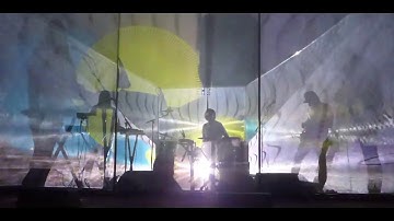 Moon Duo - eyeball melting lightshow!