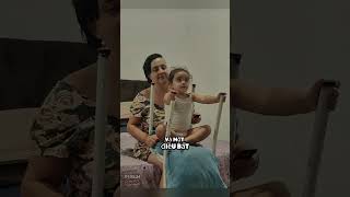 người phụ nữ đã cùng con gái 3 tuổi của mình trải nghiệm tàu lượn siêu tốc #shorts screenshot 4