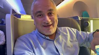 Flight from EWR to LAX: United Polaris Business Class Review. Boeing 787 Dreamliner