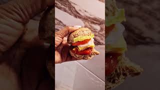 simple home made burgers #foodie #foodlovers #shortsvideo