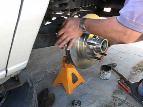How to Replace Rotors on Ford E150 Van